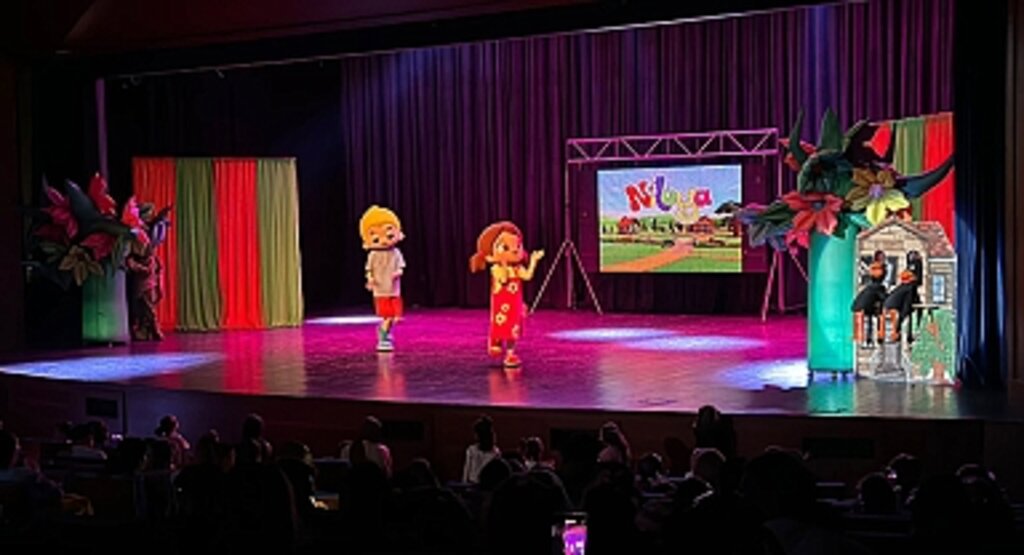 Niloya ve Arkadaşları Samsun'da Miniklerle Buluşuyor!