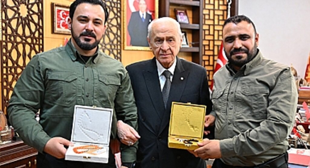 MHP Lideri Devlet Bahçeli’ye Suriye Milli Ordusu Türkmen Komutanlarından Kritik Ziyaret
