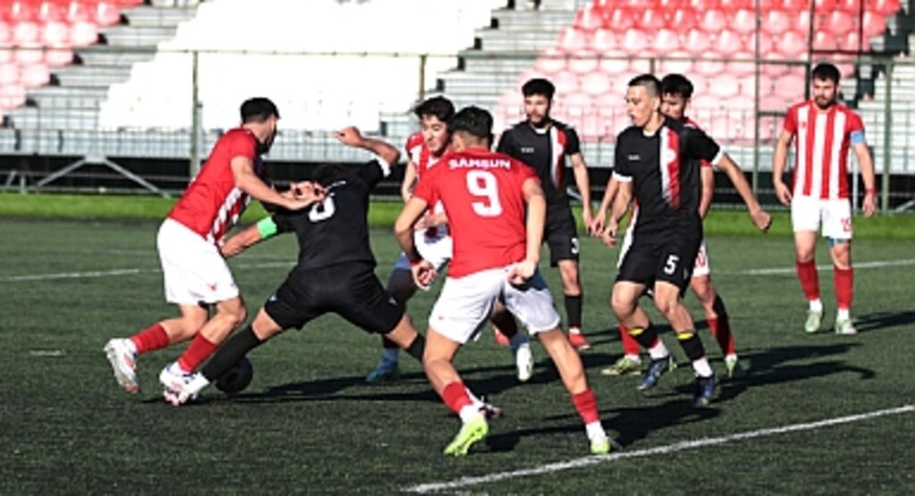 YURTLİG Futbol İl Birinciliğinde Şampiyon Turgut Özal Yurdu