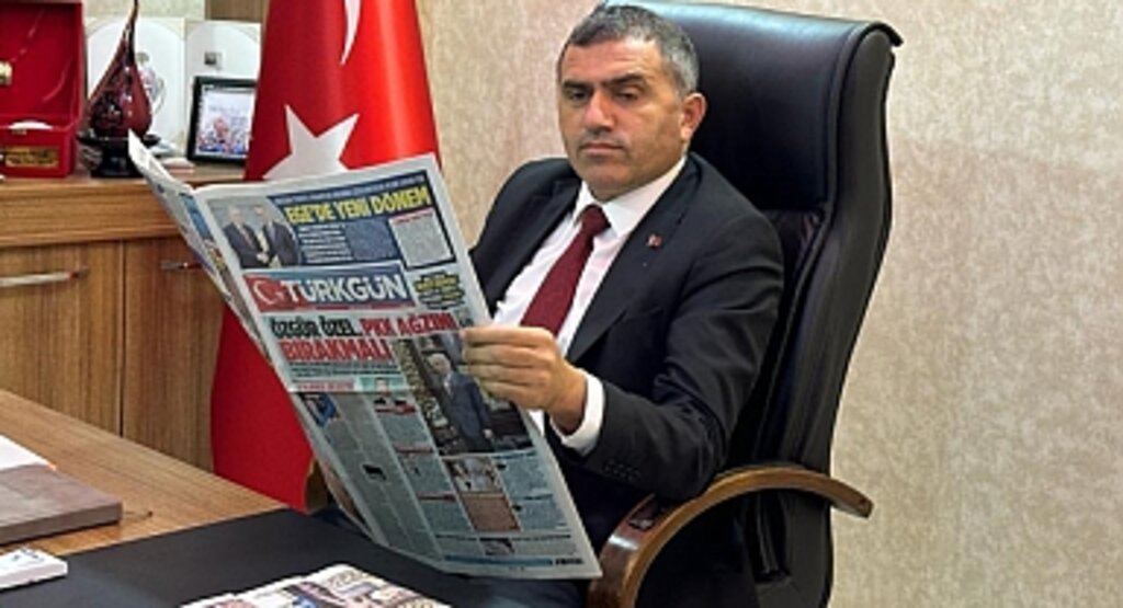 Burhan Mucur'dan Gazetecilere: Demokrasinin Temel Taşı Sizsiniz!