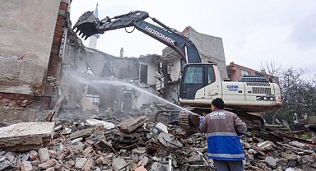 Canik Belediyesi Yatırımlarla Göz Dolduruyor: Kentsel Dönüşüm ve Eğitim Projeleri Hız Kesmiyor