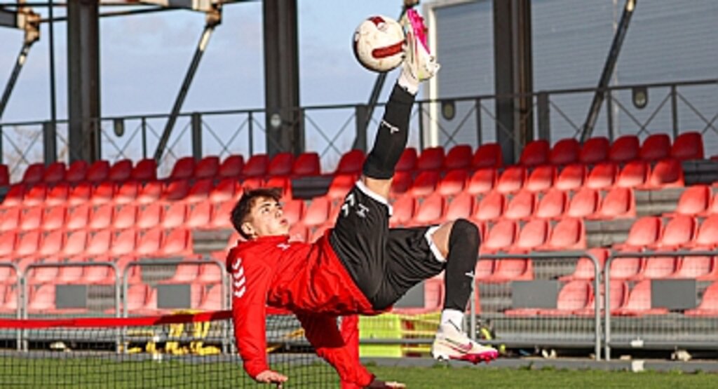 Samsunspor U19 Takımı Fenerbahçe Maçı Hazırlıklarına Başladı