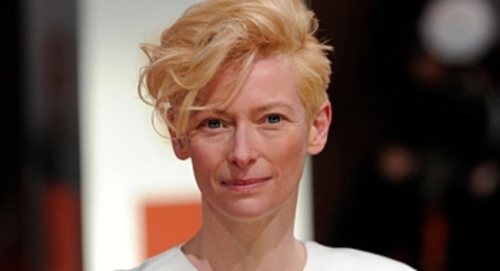 Sinemanın Sınırları Zorlayan Yüzü: Tilda Swinton Kimdir?