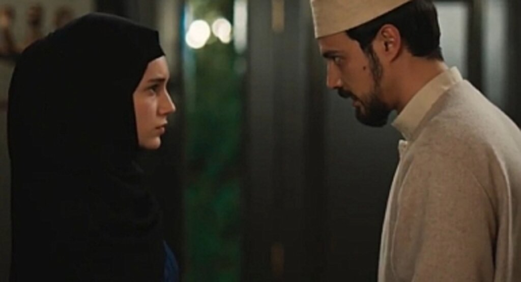 Kızıl Goncalar Final Yapacak mı? Yapımcı Faruk Turgut'tan Açıklama Geldi: Bir Dizi İçin Yeterli