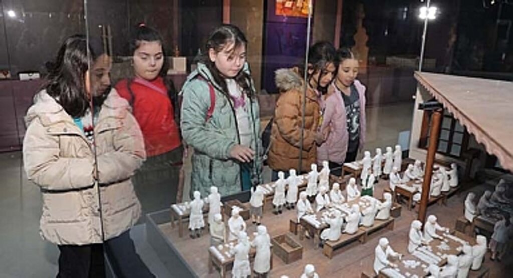 Bafra Belediyesi'nden Öğrencilere Tarih Yolculuğu