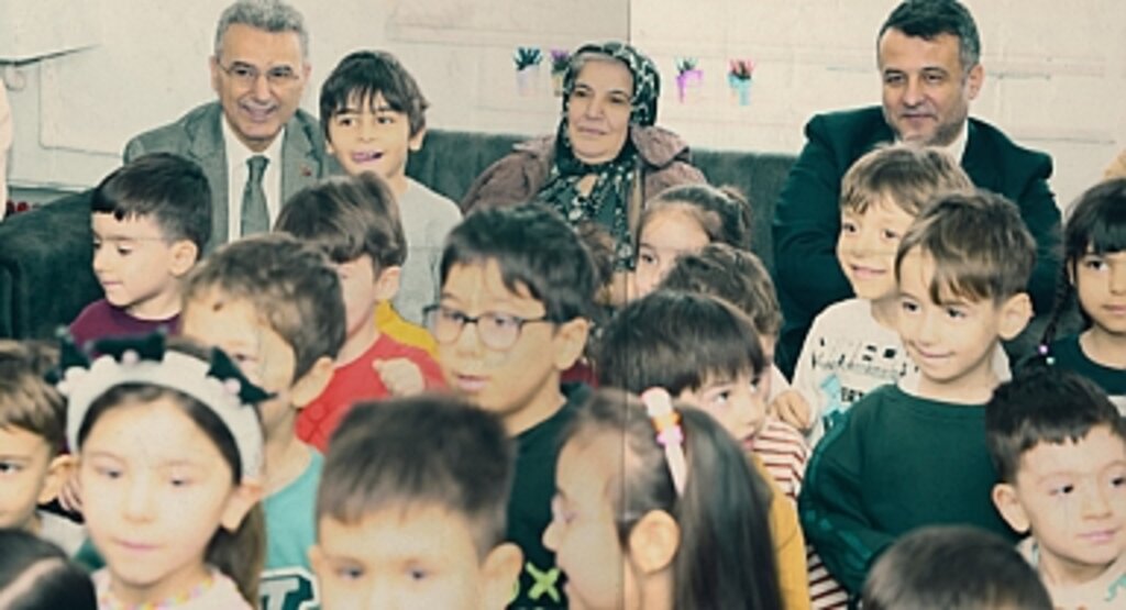 Büyükler ve Minikler Aktif Yaşam Merkezi’nde Bir Araya Geldi