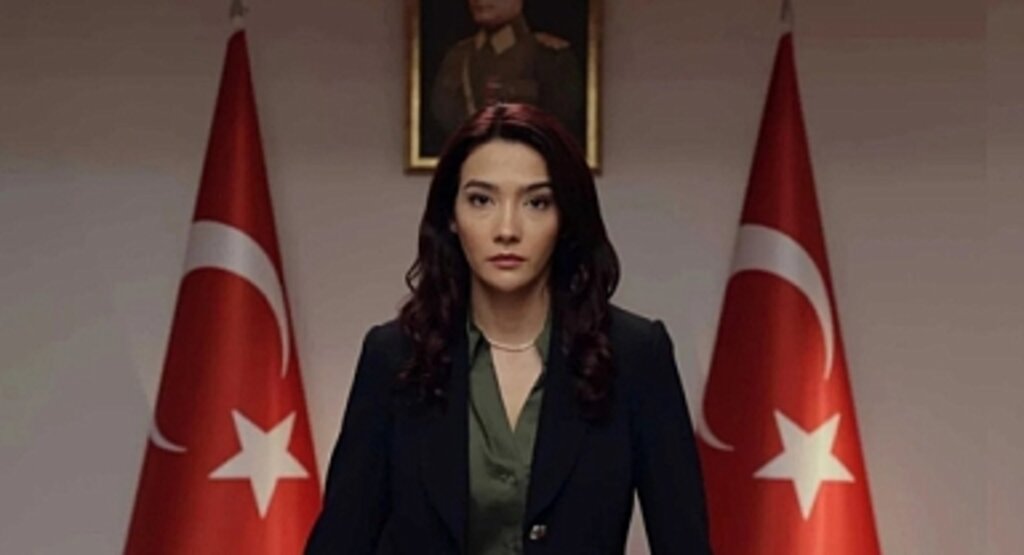 Aybüke Pusat, Sosyal Medya Paylaşımı Nedeniyle Teşkilat Dizisinden Ayrıldı!