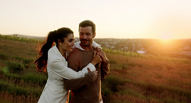 Aşk ve Gözyaşı Dizisi Geliyor! Hande Erçel ve Barış Arduç’tan Sezonun En Büyük Sürprizi
