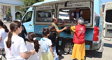 Canik Belediyesi'nden Yaz Kurslarına Tatlı Mola: Öğrencilerin Yüzü Güldü