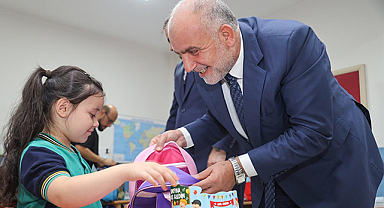 Canik’te Okula Başlayan Öğrencilerin Sevinci Çanta ve Kırtasiye Hediyesiyle Katlandı
