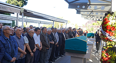 Samsun'da Ülkücü Camiadan Erdem Şenocak 66 Yaşında Son Yolculuğuna Uğurlandı