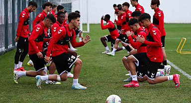 Samsunspor U19, Fenerbahçe karşılaşmasının hazırlıklarına start verdi