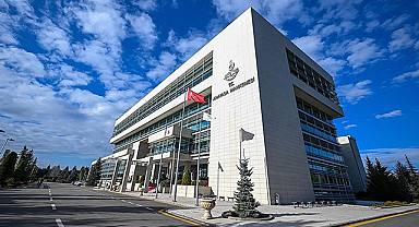Anayasa Mahkemesi, Basın İlan Kurumu'nun ilan kesme yetkisini iptal etti