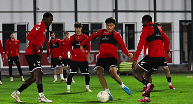 Samsunspor U19, Kayserispor Deplasmanı Öncesi Hazırlıklarını Sürdürüyor