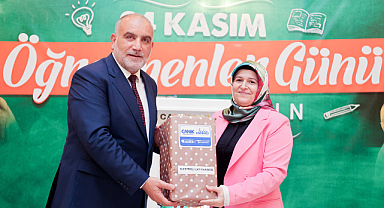 Başkan Sandıkçı Öğretmenlere Güneydoğu Turu Hediye Etti