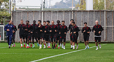 Samsunspor, Avrupa Mücadelesi Öncesi Nuri Asan Tesisleri’nde Ter Döktü