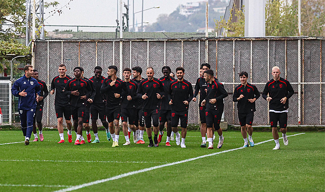 Samsunspor, Avrupa Mücadelesi Öncesi Nuri Asan Tesisleri’nde Ter Döktü