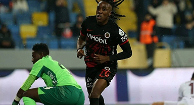 Ara Transferin İlk Bombası Samsunspor’dan: Franco Tongya Kırmızı-Beyazlı Formayı Giyiyor