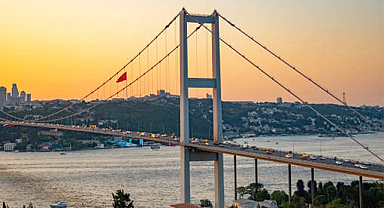 Bakan Uraloğlu Duyurdu: 2025 Köprü ve Otoyol Geçiş Ücretlerine Yüzde 25,49 Zam