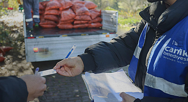 Canik Belediyesi'nden İhtiyaç Sahibi Ailelere Yakacak Yardımı