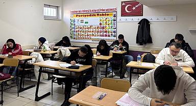 İLKEM’de YKS ve LGS Maratonu: Sömestr Tatilinde Hızlandırılmış Eğitim Kampı