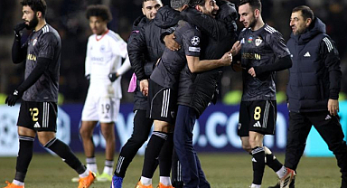 Karabağ’dan Şampiyonlar Ligi’nde Geri Dönüş Destanı: Frankfurt’u 90+4’te Yıktılar!