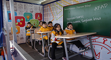 Atakum’da Deprem Simülasyonu ile Uygulamalı Eğitim: Hayat Kurtaran Teknikler Anlatıldı