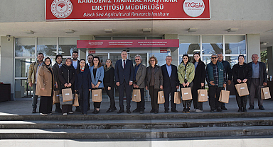 Karadeniz’in Kalbi'nde Bilimsel İnceleme: Atakumlu Muhtarlar Enstitü Laboratuvarlarını Gezdi
