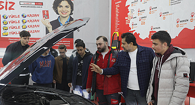 Geleceğin Ustaları Samsun’da Yetişiyor: Büyükşehir’den Gençlere Oto Ekspertiz Kursu