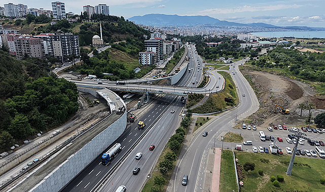 Büyükşehir Üç Dev Projeyi Eş Zamanlı Yürütüyor: Samsun'un Ulaşım Ağı Geleceğe Hazırlanıyor