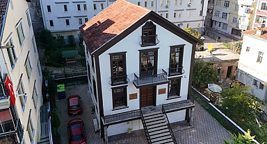 Hanımeli Konağı Kadınların Buluşma Noktası Oldu: İlkadım’da Sosyal ve Kişisel Gelişim Hamlesi!