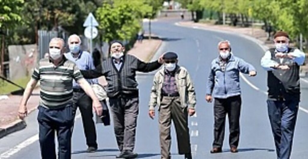 65 Yaş Üstüne İkinci Sokak İzni! Bakan Koca Uyardı: Maske Takmadan Çıkmayın
